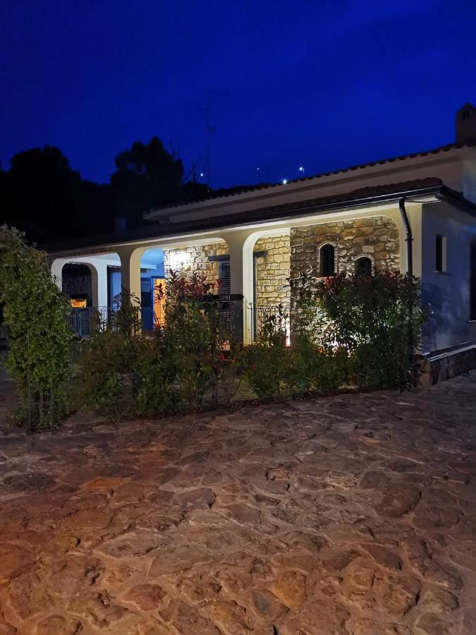 Villa Russo Калтанисета Екстериор снимка
