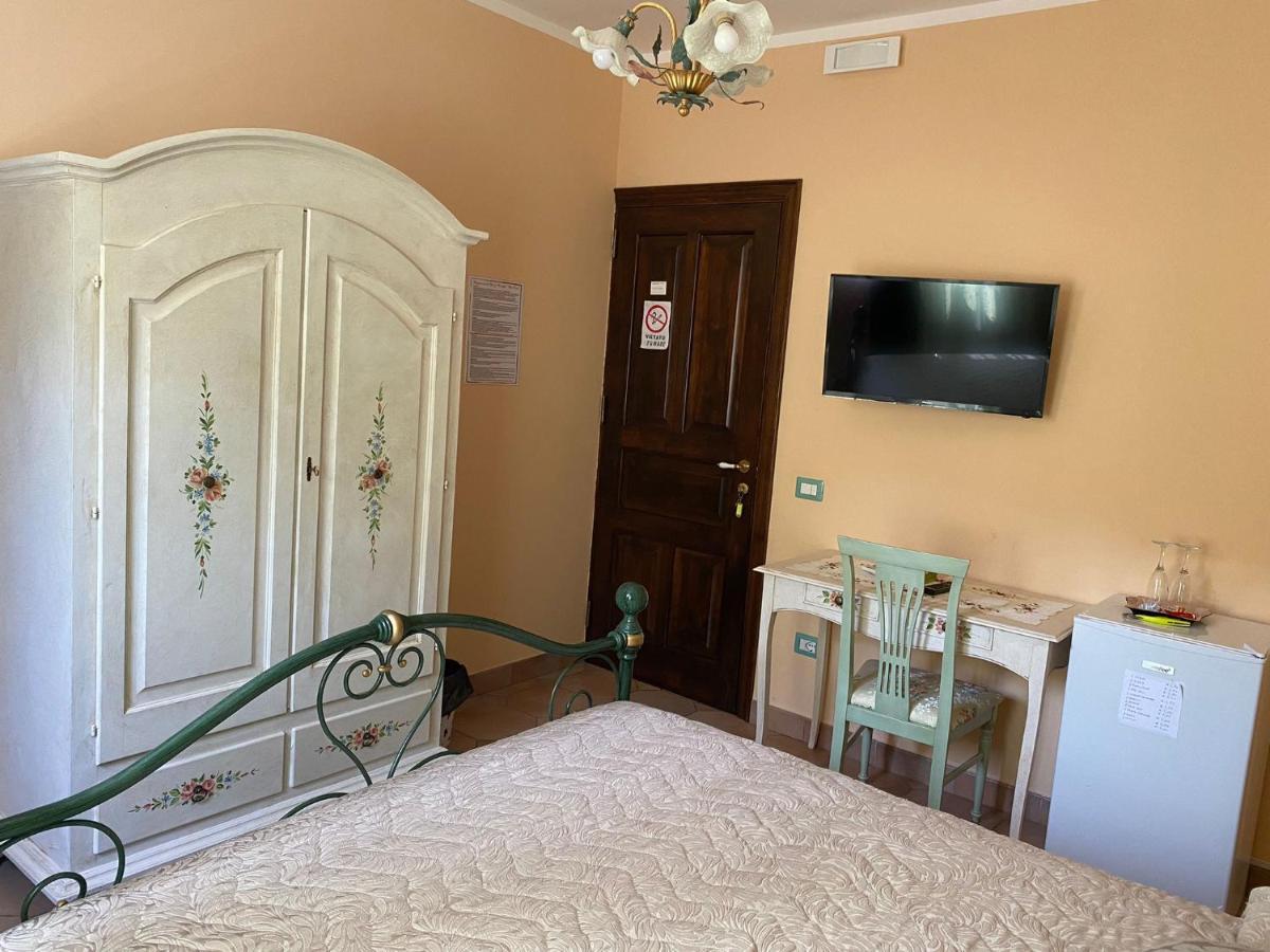 Villa Russo Калтанисета Екстериор снимка