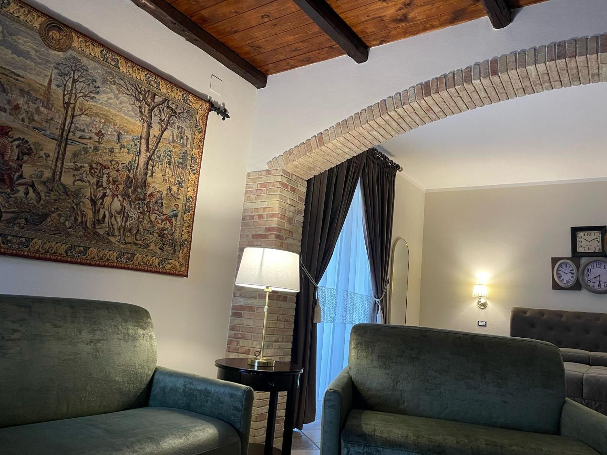 Villa Russo Калтанисета Екстериор снимка