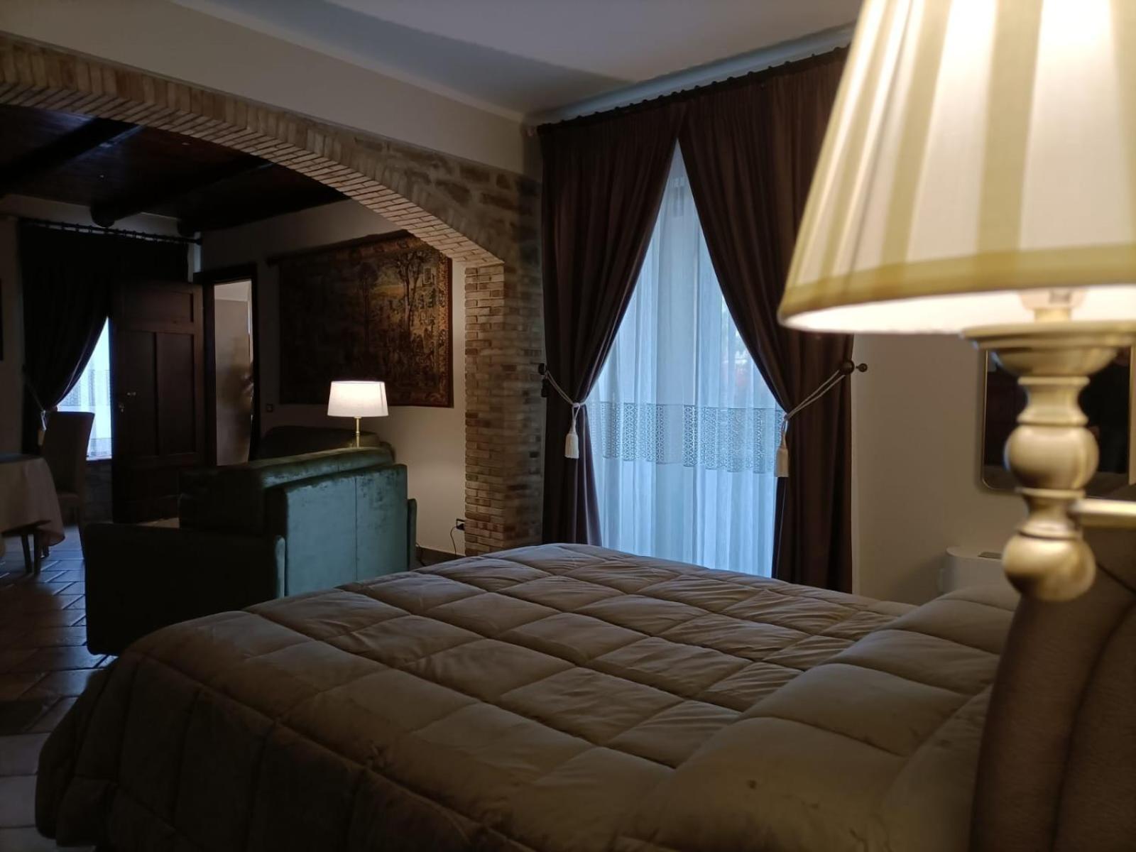 Villa Russo Калтанисета Екстериор снимка
