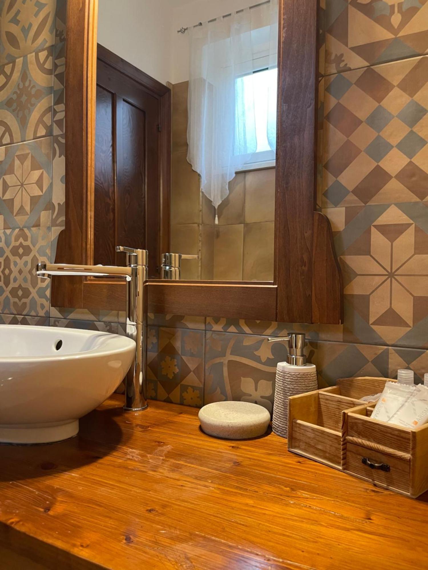 Villa Russo Калтанисета Екстериор снимка